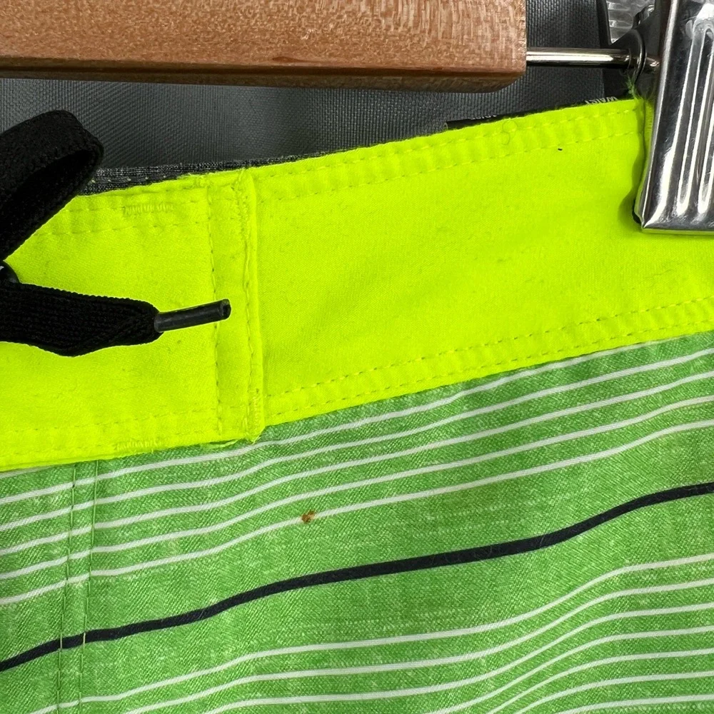 Hurley Boys Board Shorts Green Striped Lace Up Swim Beach‎ Surf Size 10